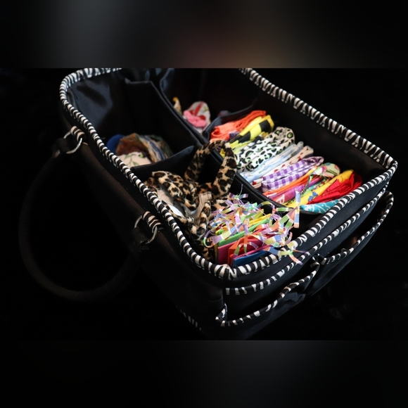 Deluxe Tote Organizer Bag Craft Storage Travek Bag w/ Fabrics/Crafts Included - Picture 4 of 11